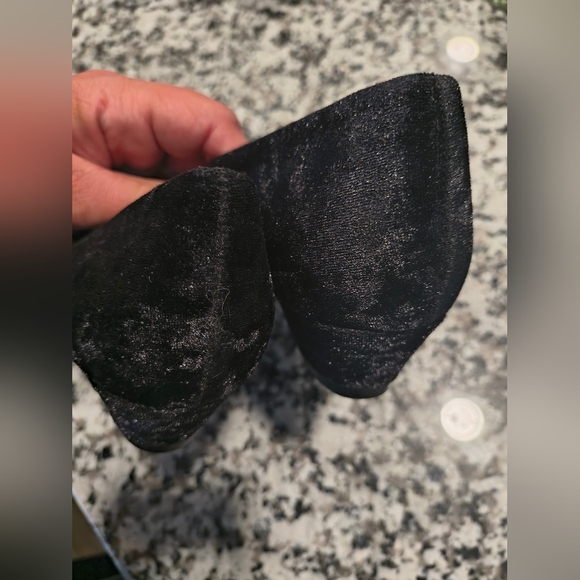 Hush Puppies Soft Style Sz 7.5 Black Velvet Short Heels - Picture 8 of 10